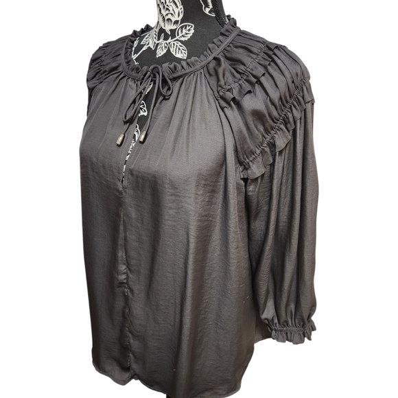 Hashtag In Trend Ruffle Shoulder Top - Picture 3 of 8